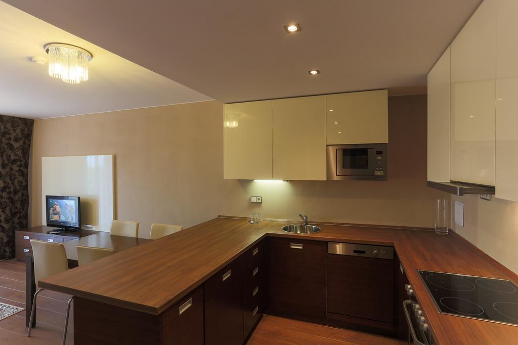 Golden Fish Apartmany Xia Plzeň Exterior foto